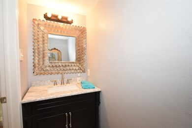 14351 Lost Meadow Ln, Houston, TX 77079 - photo 5