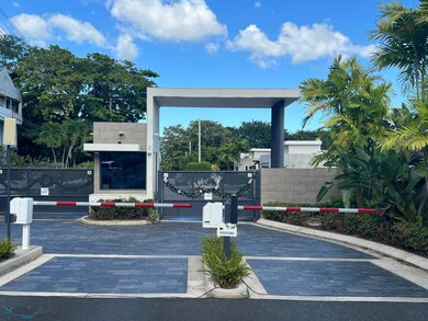 8 Calle Vanda, Guaynabo, PR 00966 - photo 2