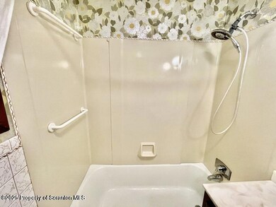 1630 Myrtle St unit 1, Scranton, PA 18510 - photo 7