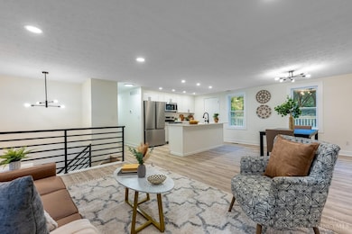 7859 Kingsgate Way, West Chester, OH 45069 - photo 2