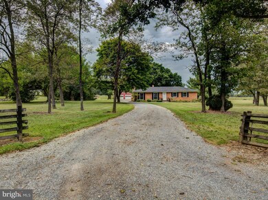 1287 Fishpaw Rd, Berryville, VA 22611 - photo 5