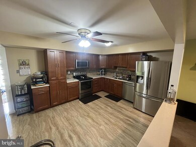 1383 Needham Cir, Hatfield, PA 19440 - photo 3