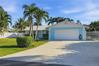 8884 SE Sandcastle Cir, Hobe Sound, FL 33455 - photo 5