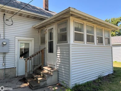 131 E Mckinley St, Osceola, IA 50213 - photo 5
