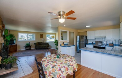 Kitchen/Living Room