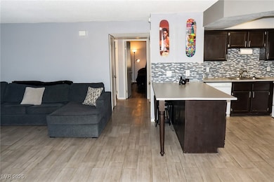 1113 Sulphur Springs Ln unit 202, Las Vegas, NV 89128 - photo 5