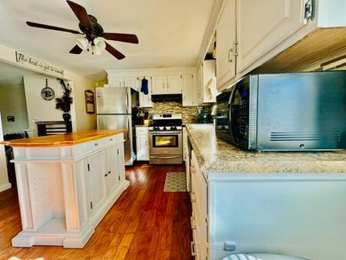 #7- Stainless Steel Appliances
