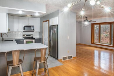 120-Challedon-Circle-21