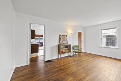 7_living room. 01