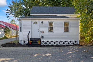 93 Saco Ave_103