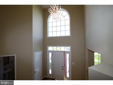 713 Sherwood Dr, Williamstown, NJ 08094 - photo 2
