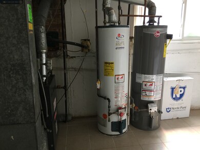 537 E Park Ave, Elmhurst, IL 60126 - photo 7