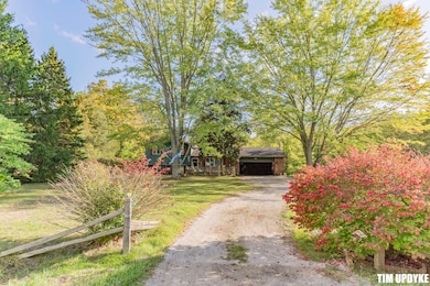 1763 E Pontaluna Rd, Spring Lake, MI 49456 - photo 2