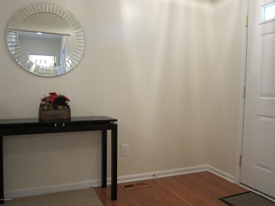 9013 Teak Dr, Louisville, KY 40228 - photo 6