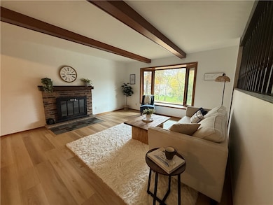 1924 Noble Dr, Eau Claire, WI 54703 - photo 2