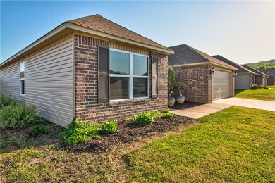 949 Ethan James St, Elkins, AR 72727 - photo 3