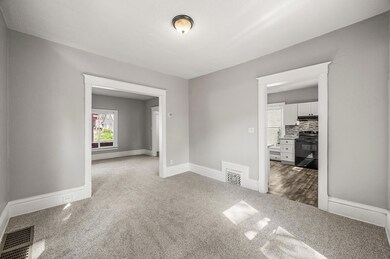 2806 Aldrich Ave N, Minneapolis, MN 55411 - photo 5