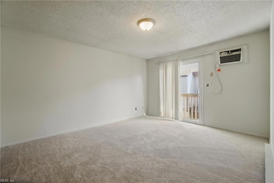 9534 5th Bay St unit E, Norfolk, VA 23518 - photo 6