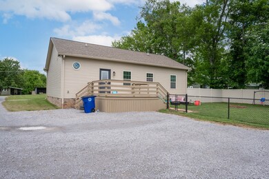 928 Horse Mountain Rd, Shelbyville, TN 37160 - photo 6