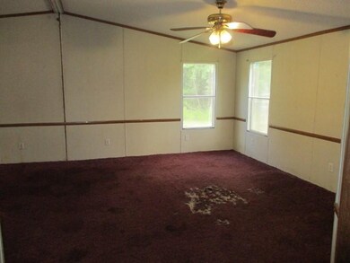 1349 Canal St, Darien, GA 31305 - photo 3
