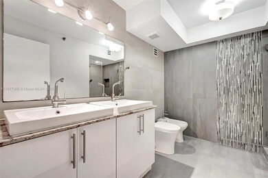 Ocean Lane Plaza unit 610, Key Biscayne, FL 33149 - photo 7