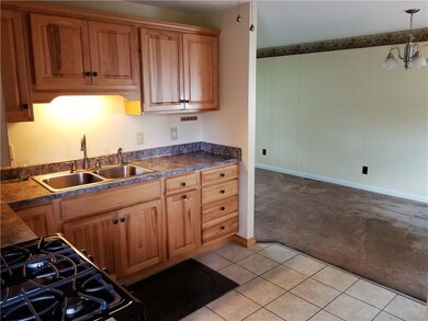 2306 Midland Dr, Erie, PA 16506 - photo 6