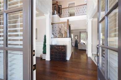 2-Story Foyer