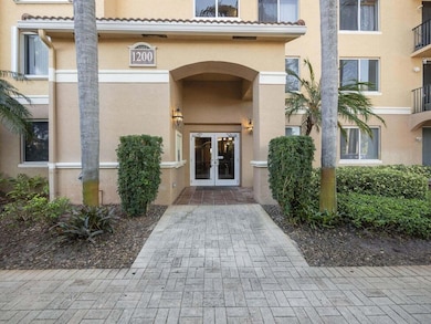 Mariner's Cay unit 404, Hypoluxo, FL 33462 - photo 2