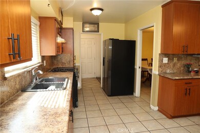 14708 Tyler St, Sylmar, CA 91342 - photo 6