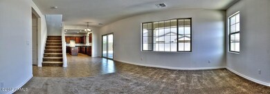 FAMILY_ROOM (2)