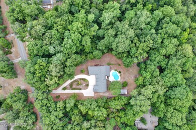 2527 Begonia Dr, Middleburg, FL 32068 - photo 3