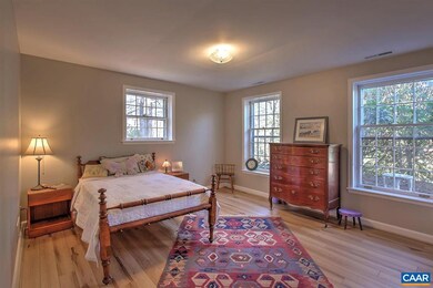 2224 Brandywine Dr, Charlottesville, VA 22901 - photo 4