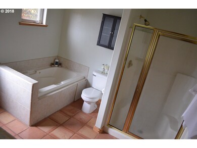 Bathroom, Attached