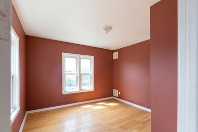 65 Abbott St, Pawtucket, RI 02860 - photo 5