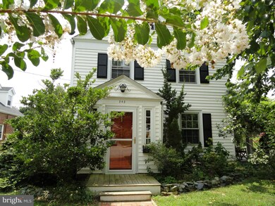 303 N Kent St, Chestertown, MD 21620 - photo 2