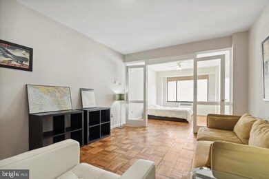 General Scott Apartments unit 502, Washington, DC 20036 - photo 2