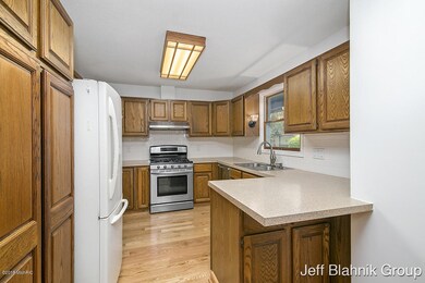 284 Bona Vista Dr NW unit 57, Grand Rapids, MI 49504 - photo 7