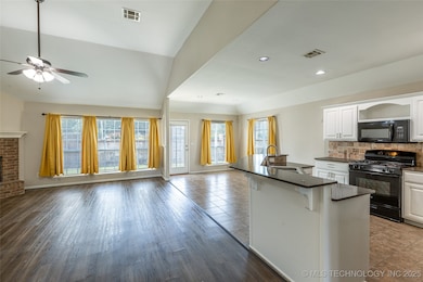 2428 W C St, Jenks, OK 74037 - photo 5