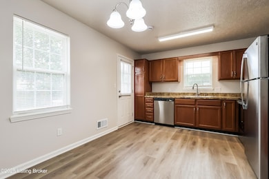 005-photo-kitchen-14746831