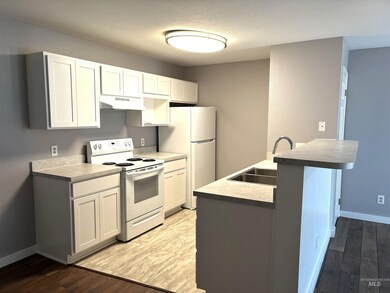 131 Baker St unit 104, Moscow, ID 83843 - photo 4