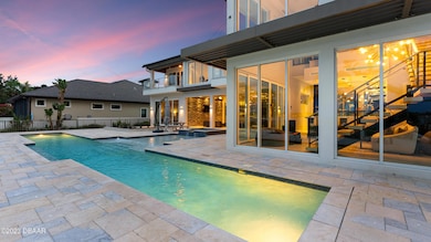 437 N Beach St (13 of 136)