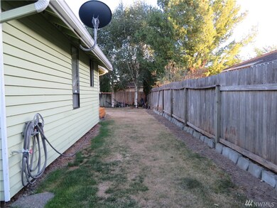 206 94th St SE, Everett, WA 98208 - photo 2