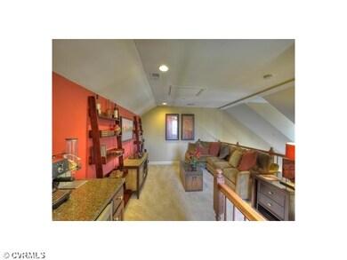 Loft - 4TH LEVEL