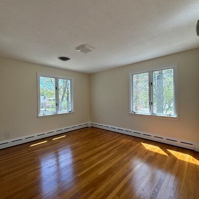 725 Vfw Pkwy unit 2, Boston, MA 02132 - photo 7