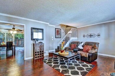 Lovely staircase parallel to front wall - excellen