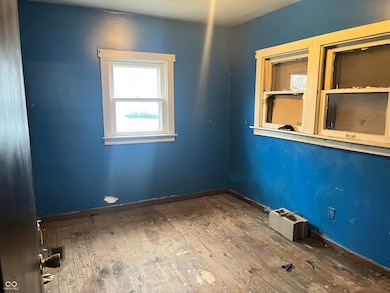 1047 N Concord St, Indianapolis, IN 46222 - photo 5