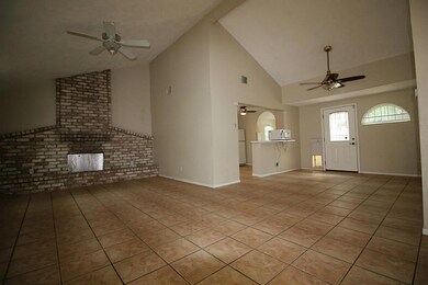 7019 Northleaf Dr, Houston, TX 77086 - photo 3