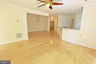 12471 Hayes Ct unit 104, Fairfax, VA 22033 - photo 2