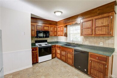 4304 Pinto Ln, Gastonia, NC 28052 - photo 5