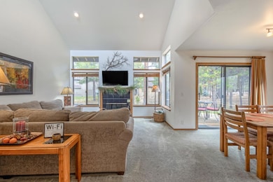 17714 Lake Aspen Ct unit 9, Sunriver, OR 97707 - photo 7